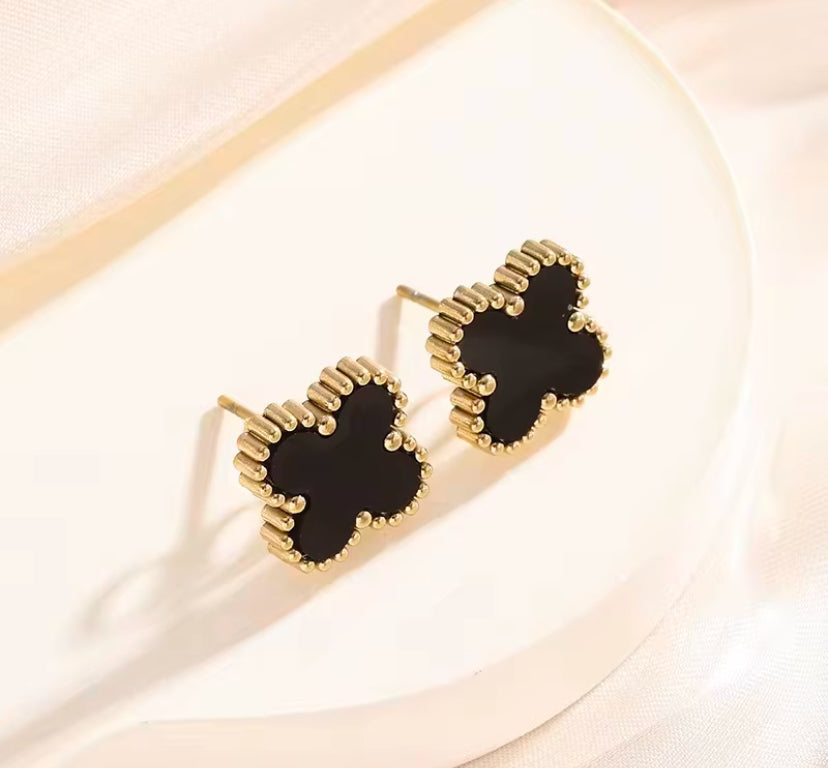 Boucles bouche-trou Élégance en soi