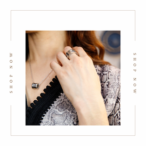 Collier varié