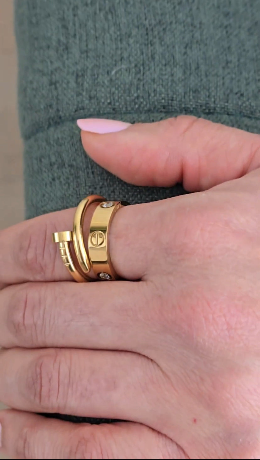 Bague clou Élégance en soi