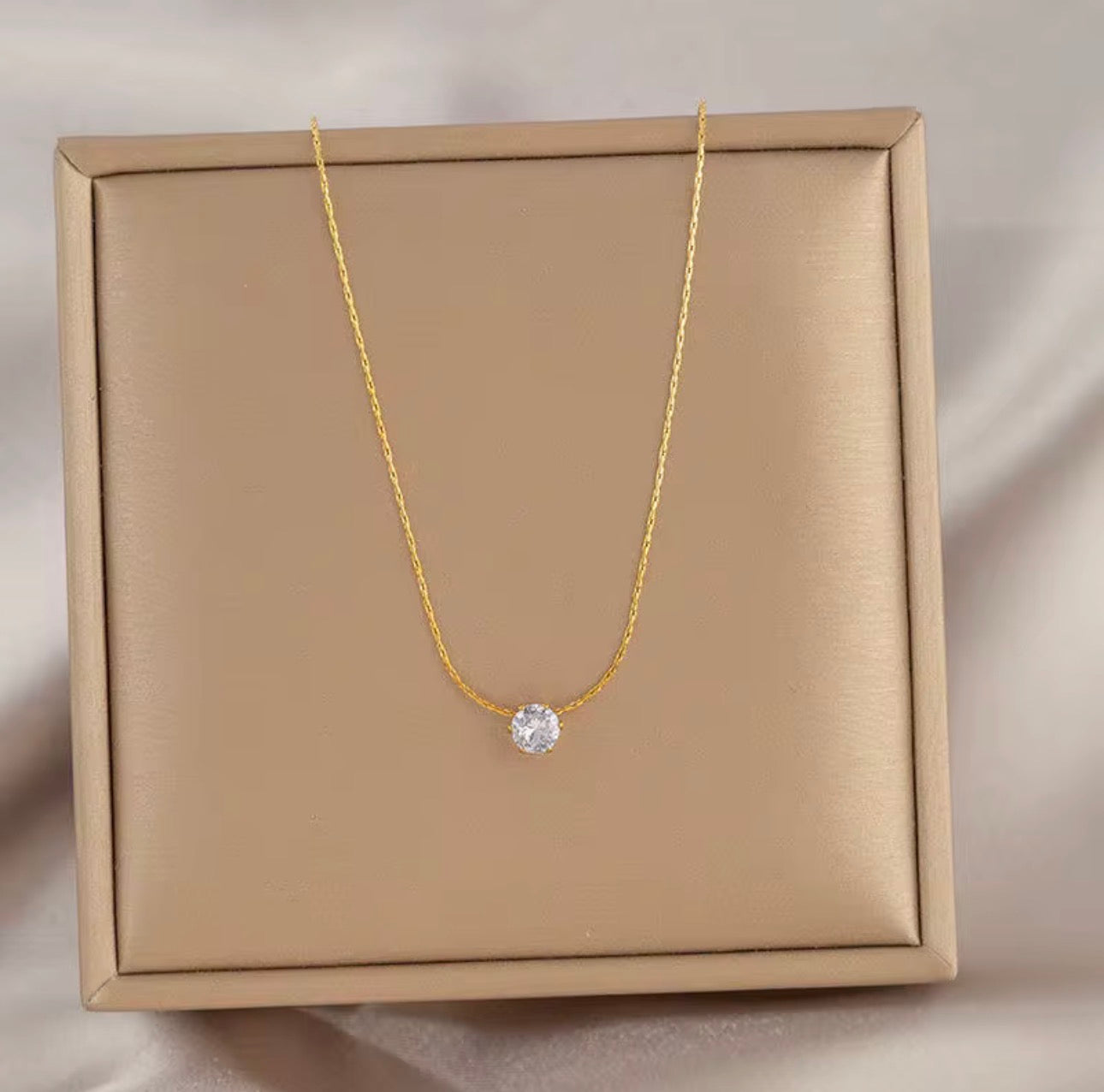 Collier Aura Élégance en soi