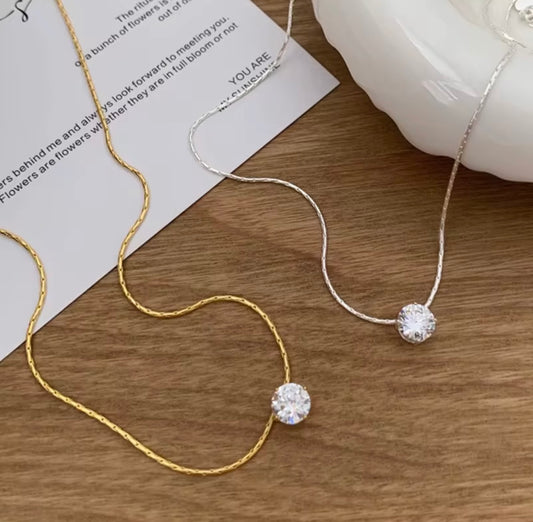 Collier Aura Élégance en soi