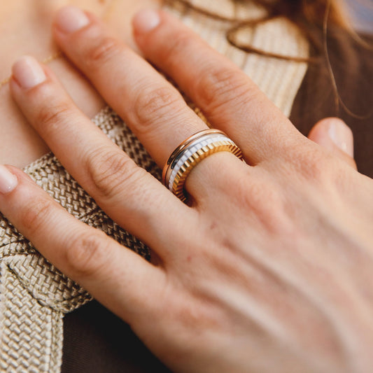 Bague quatre classy Élégance en soi