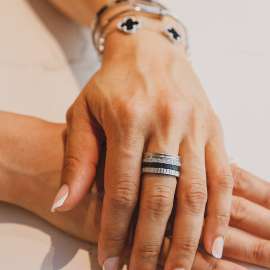 Bague quatre classy certie Élégance en soi