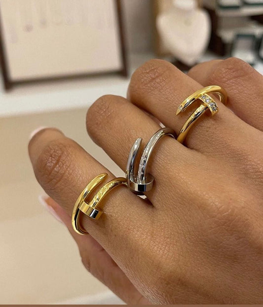 Bague clou Élégance en soi
