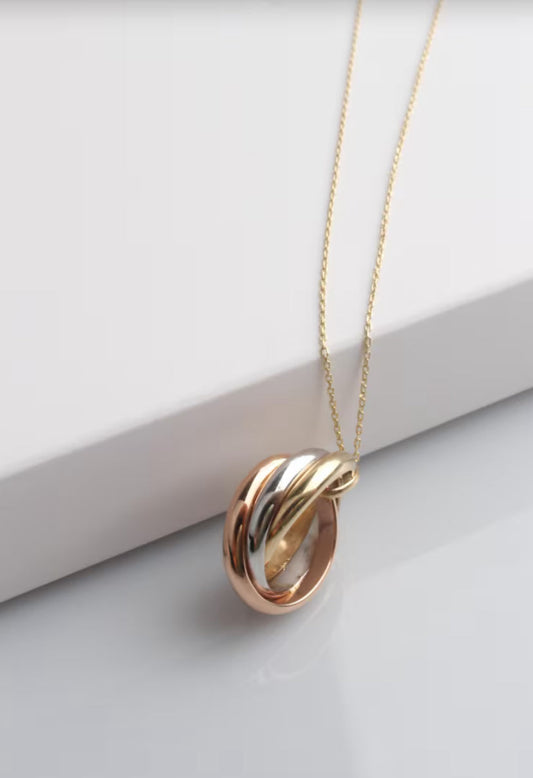 Collier Trinaya Élégance en soi