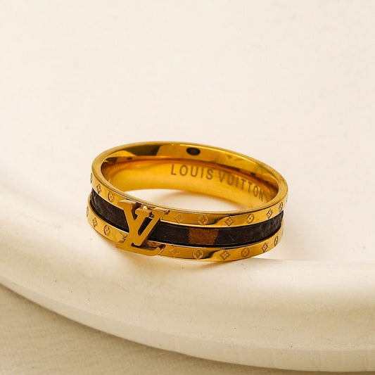 Bague IV Élégance en soi