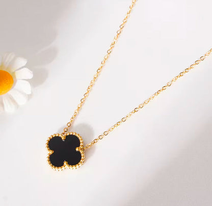 Collier Flower Élégance en soi