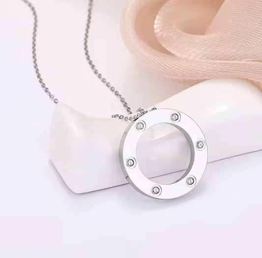 Collier Classic GM Élégance en soi