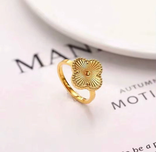 Bague flower Élégance en soi