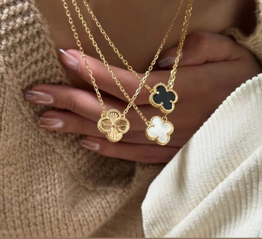 Collier Flower Élégance en soi